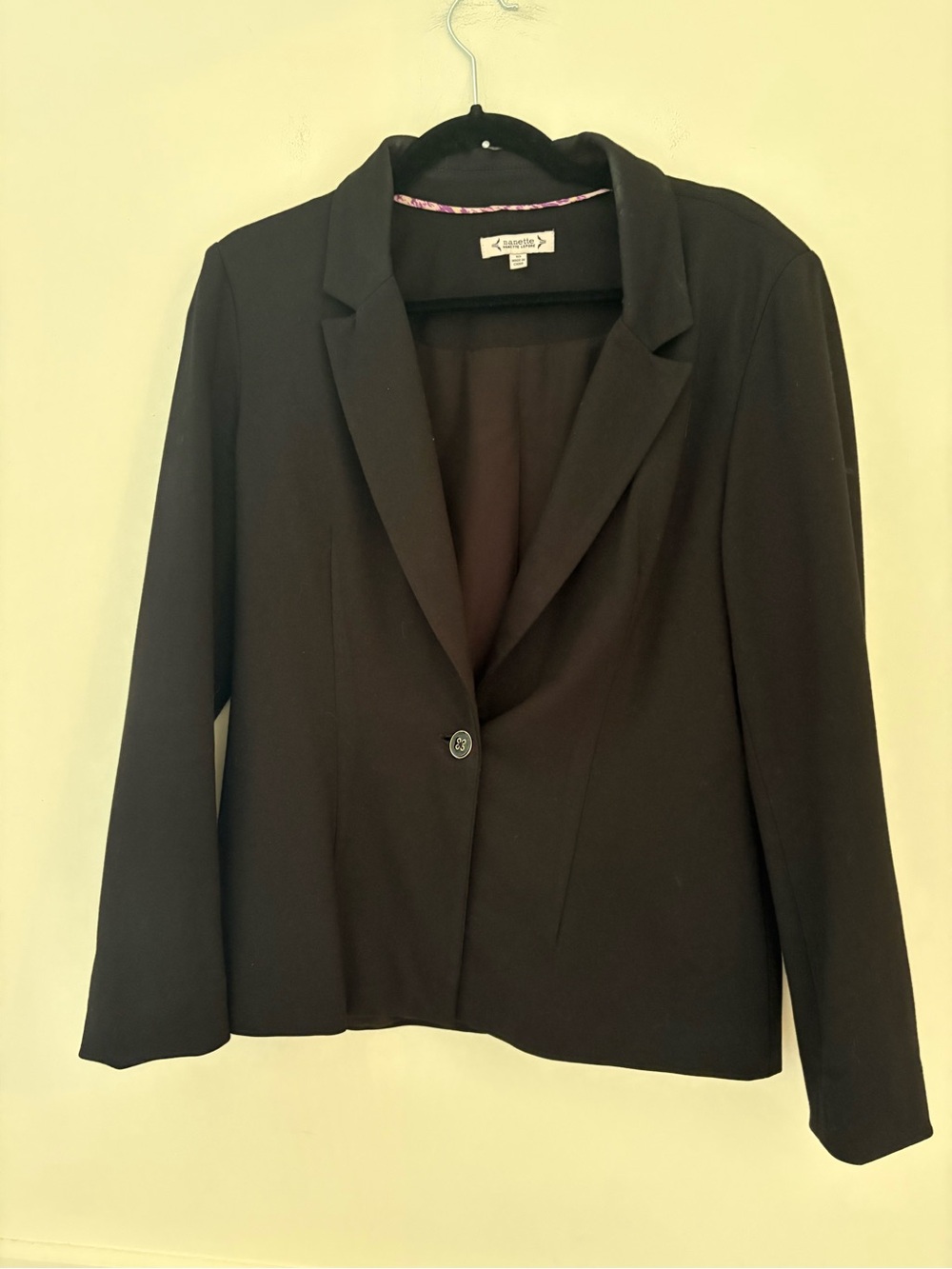 Nanette Lepore Women’s Single Button Black Blazer Size 10 Excellent Condition